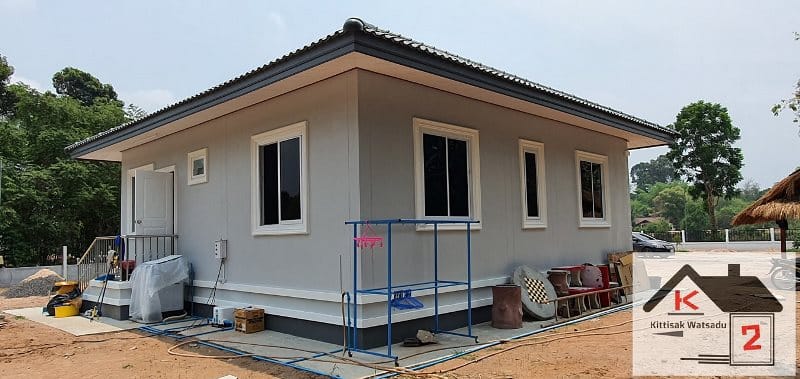 Picture of Modern One Storey House Design with Cross Hip Roof